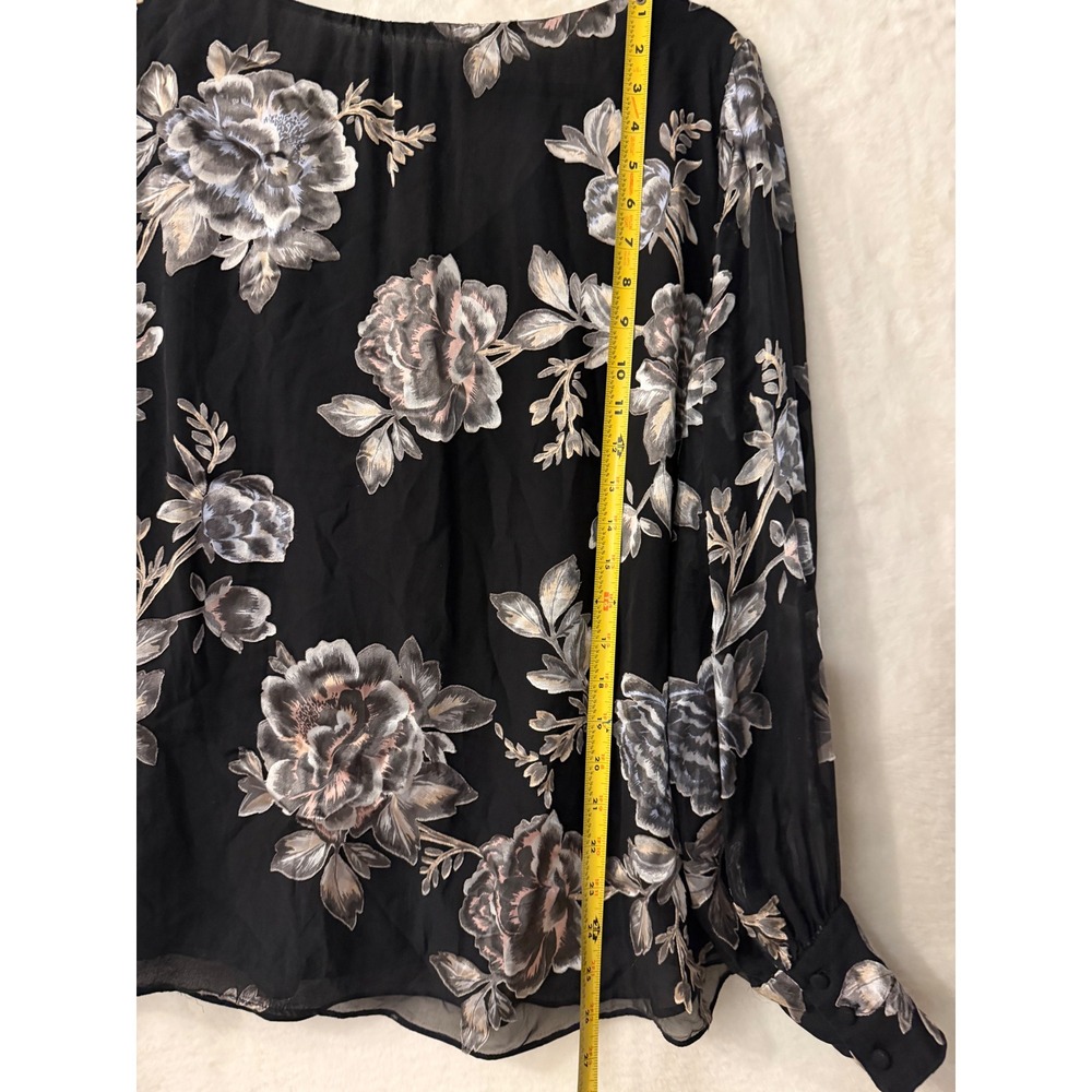 White House Black Market Floral Ruffle V-Neck Blouse Black Grey Silver Large - Picture 2 of 5